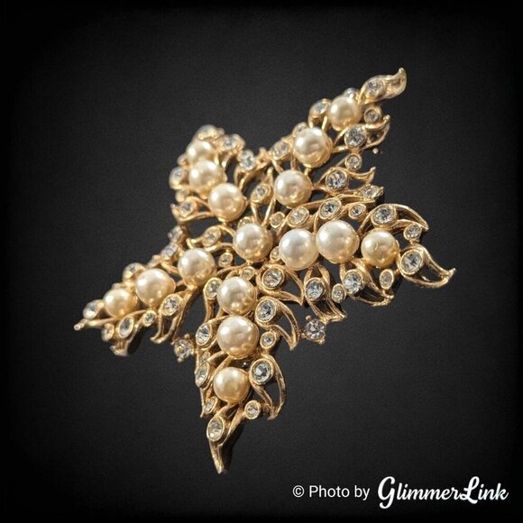 Vintage Large Star Shape Faux Pearl Rhinestone Gold Tone Brooch - Picture 3 of 8